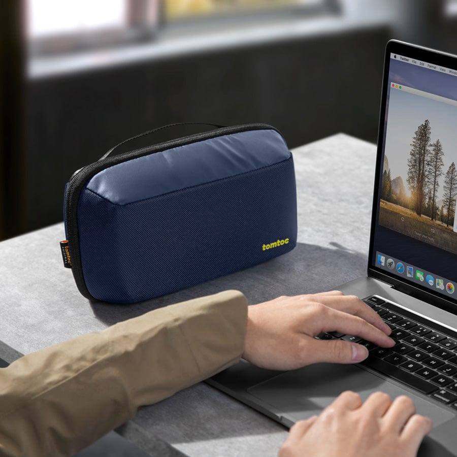 Navigator T13 Accessory Pouch Medium - Navy Blue - Image 13