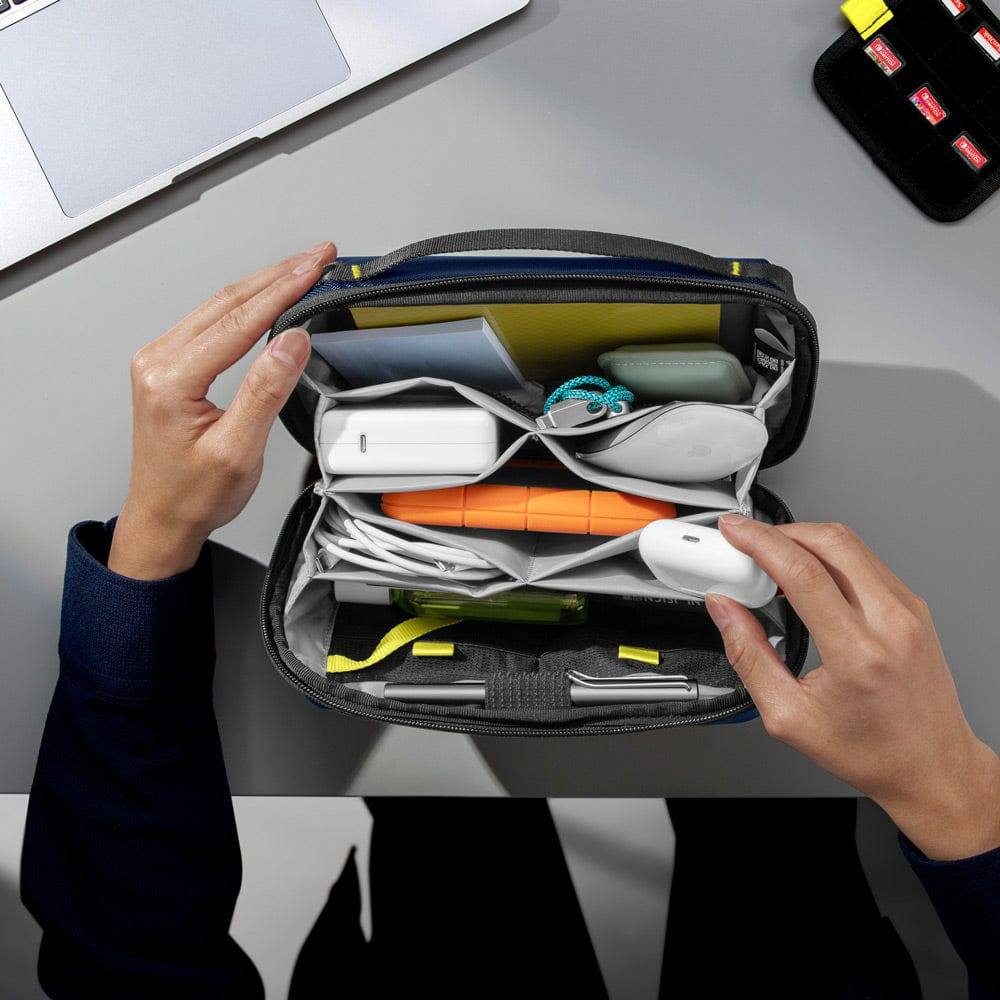 Navigator T13 Accessory Pouch Medium - Navy Blue - Image 7