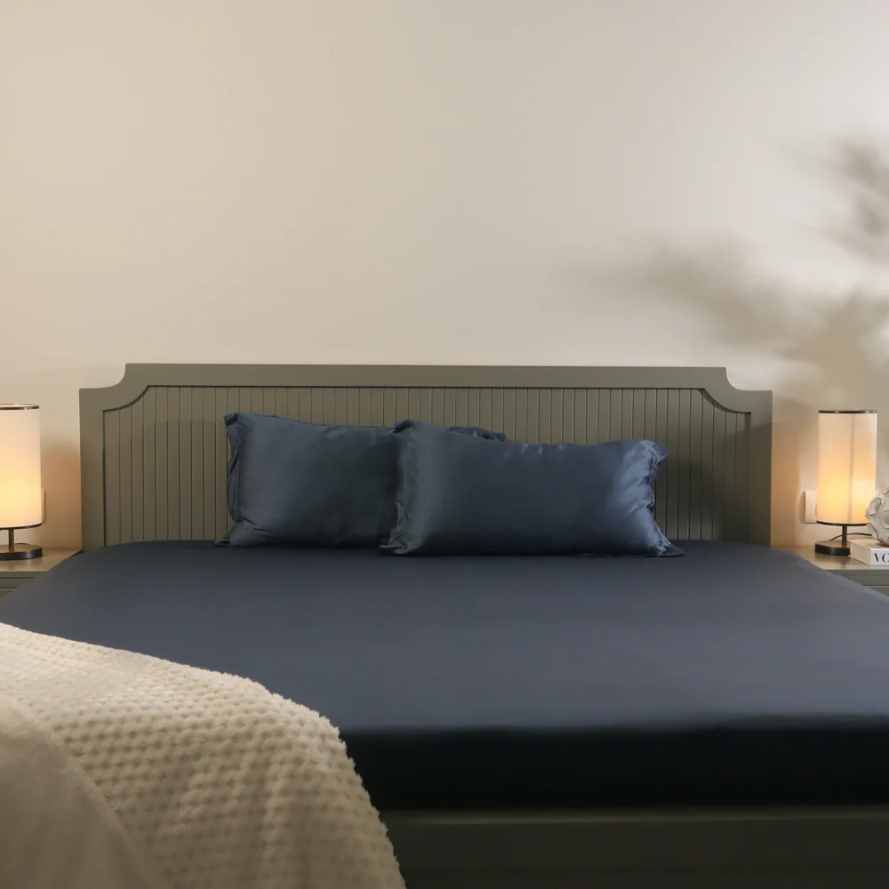 Bottega Bamboo Cotton King Size Bedsheet Set - Midnight - Image 5