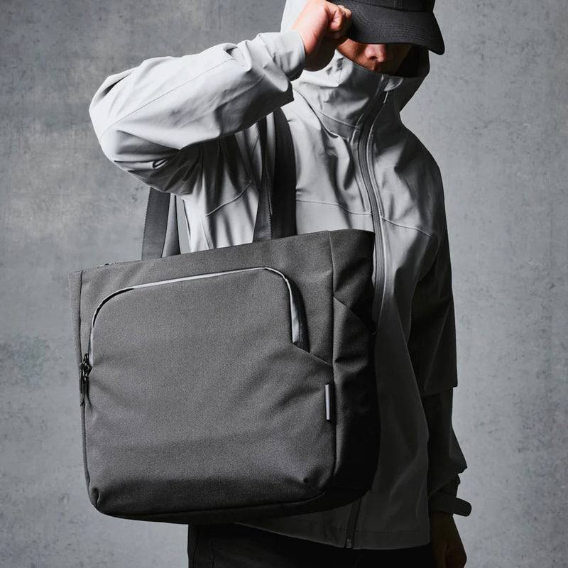 Bravo Tote Bag - Axoflux Black - Image 4