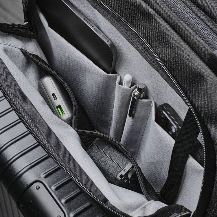 Bravo Tote Bag - Axoflux Black - Image 9