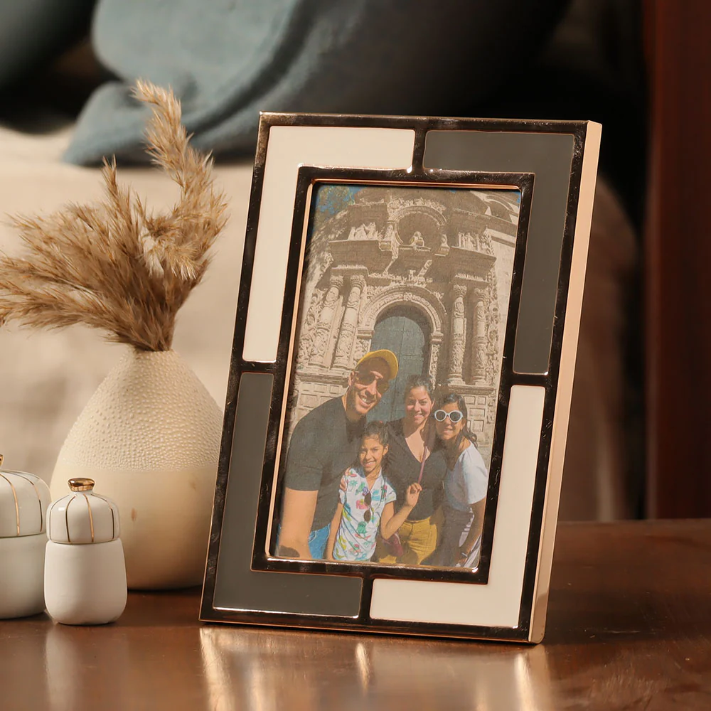 Carl Photo Frame Large - Grey & White - Image 4