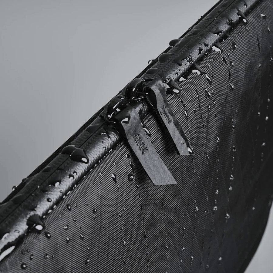 Elements Laptop Sleeve - Black VX42 for 14 Inch - Image 9