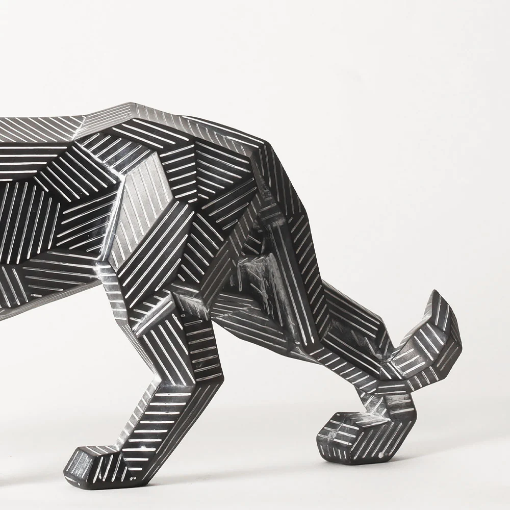 Fractal Lines Lion Sculpture - Black & White - Image 6