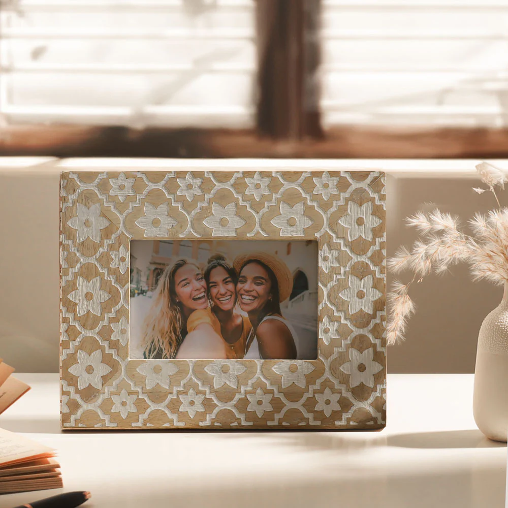 Frangipani Wooden Photo Frame Medium - Birch - Image 3