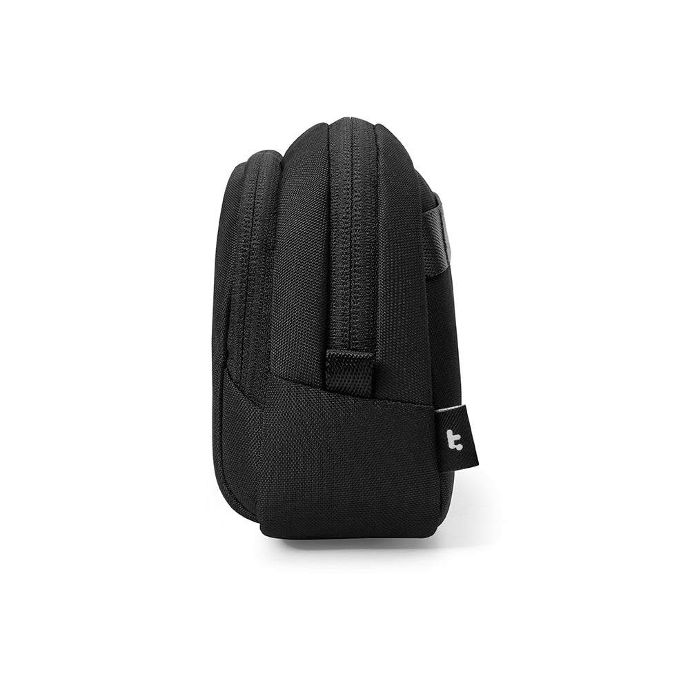 Light T12 Accessory Pouch Medium - Black - Image 11