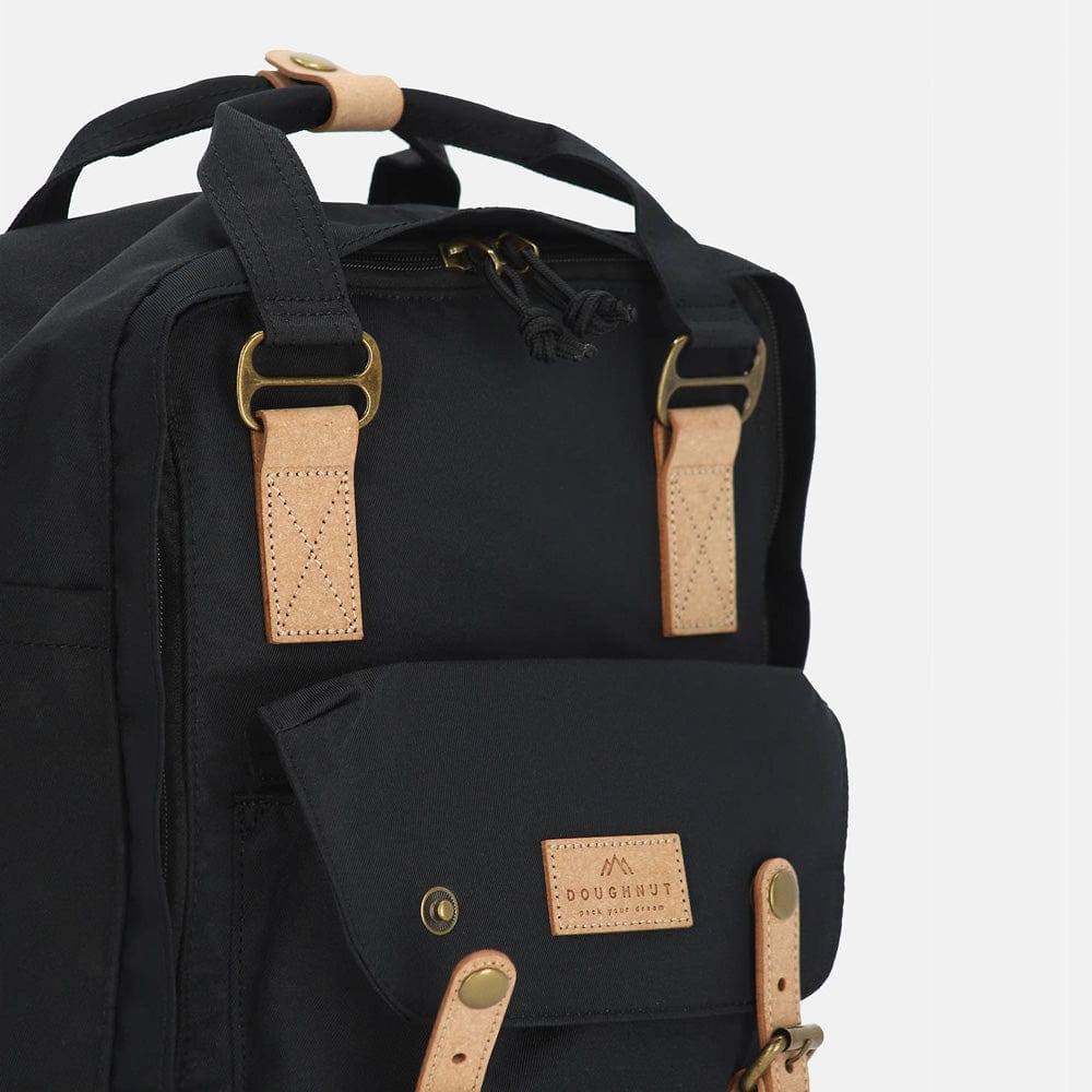 Macaroon Backpack Reborn 16L - Black - Image 10