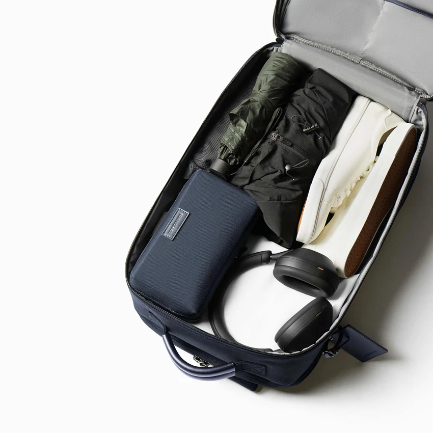 Nexus Travel Backpack 27L - Navy - Image 8