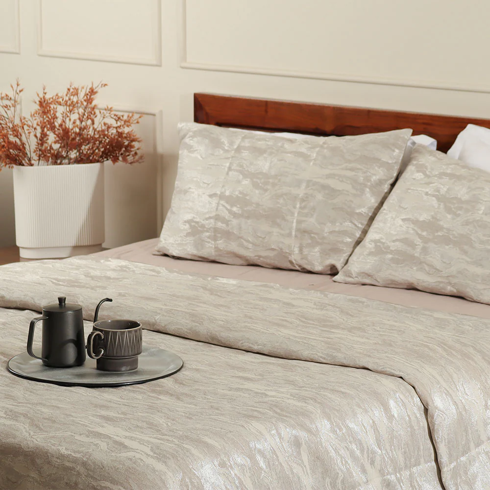 Pacific Duvet Cover and Pillow Shams Set - Grey - Image 7