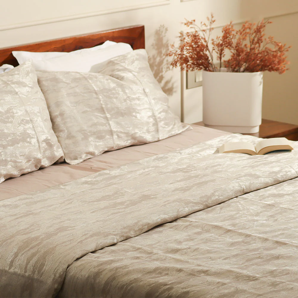 Pacific Duvet Cover and Pillow Shams Set - Grey - Image 9