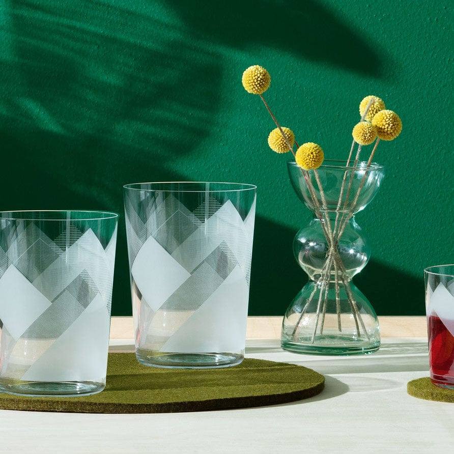 Peaks Tumblers 560ml, Set of 4 - Graphite - Image 7