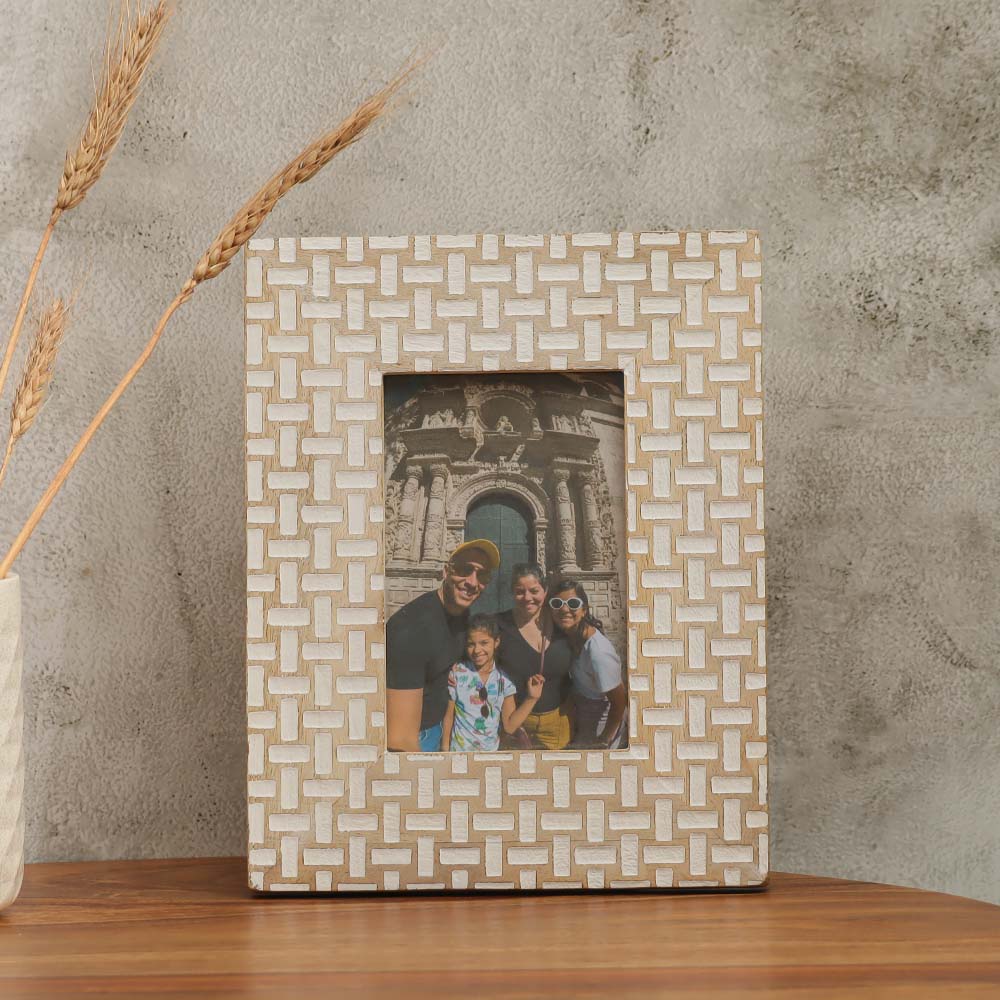 Relief Wooden Photo Frame Medium - Birch - Image 3