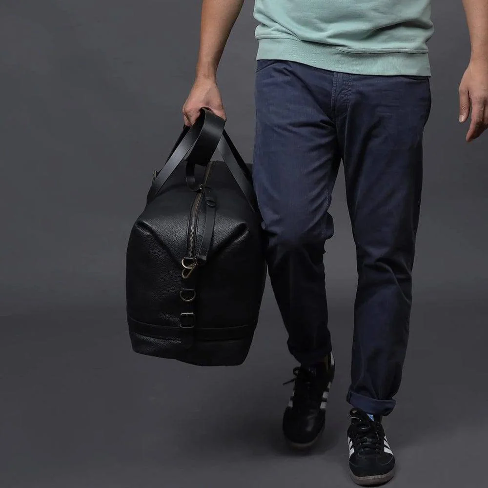 Runway Leather Travel Bag - Black - Image 5