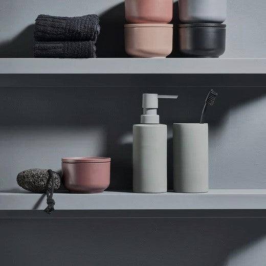 Solo Toothbrush Tumbler - Grey - Image 7