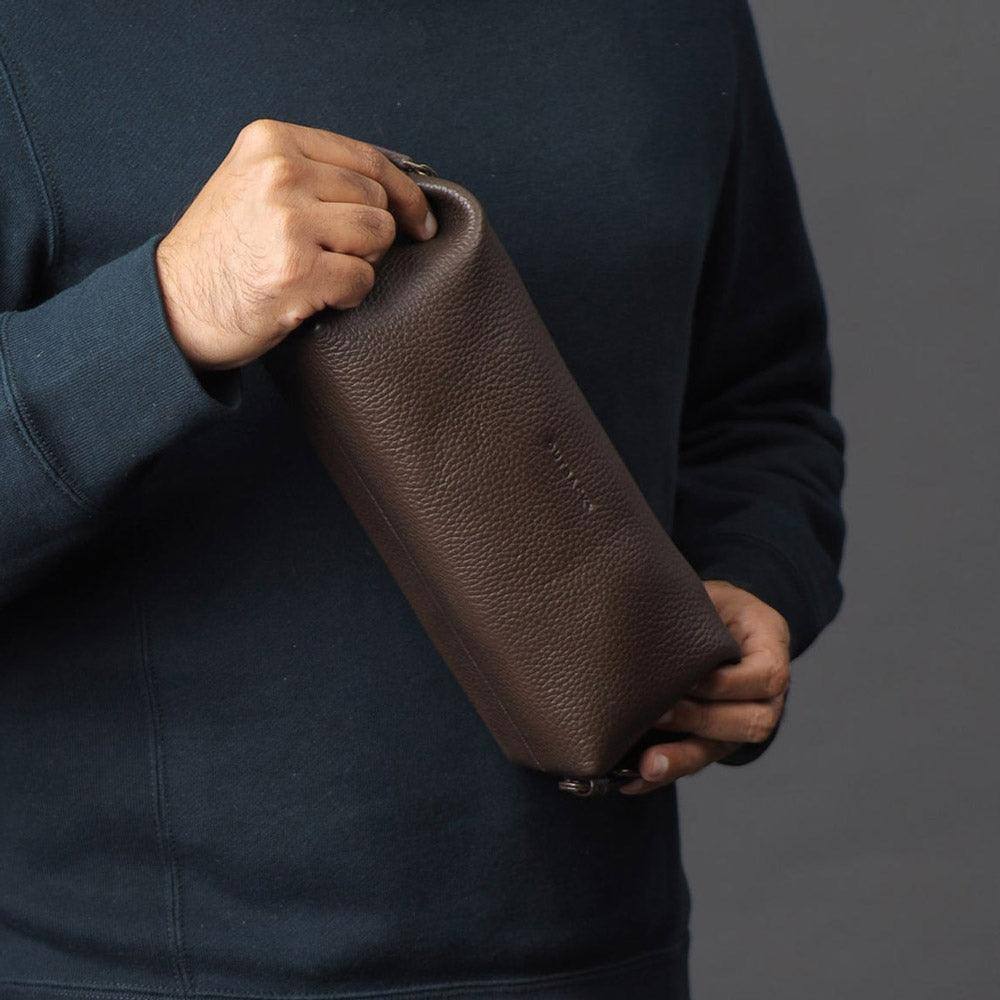 Tokyo Leather Toilet Bag - Brown - Image 6