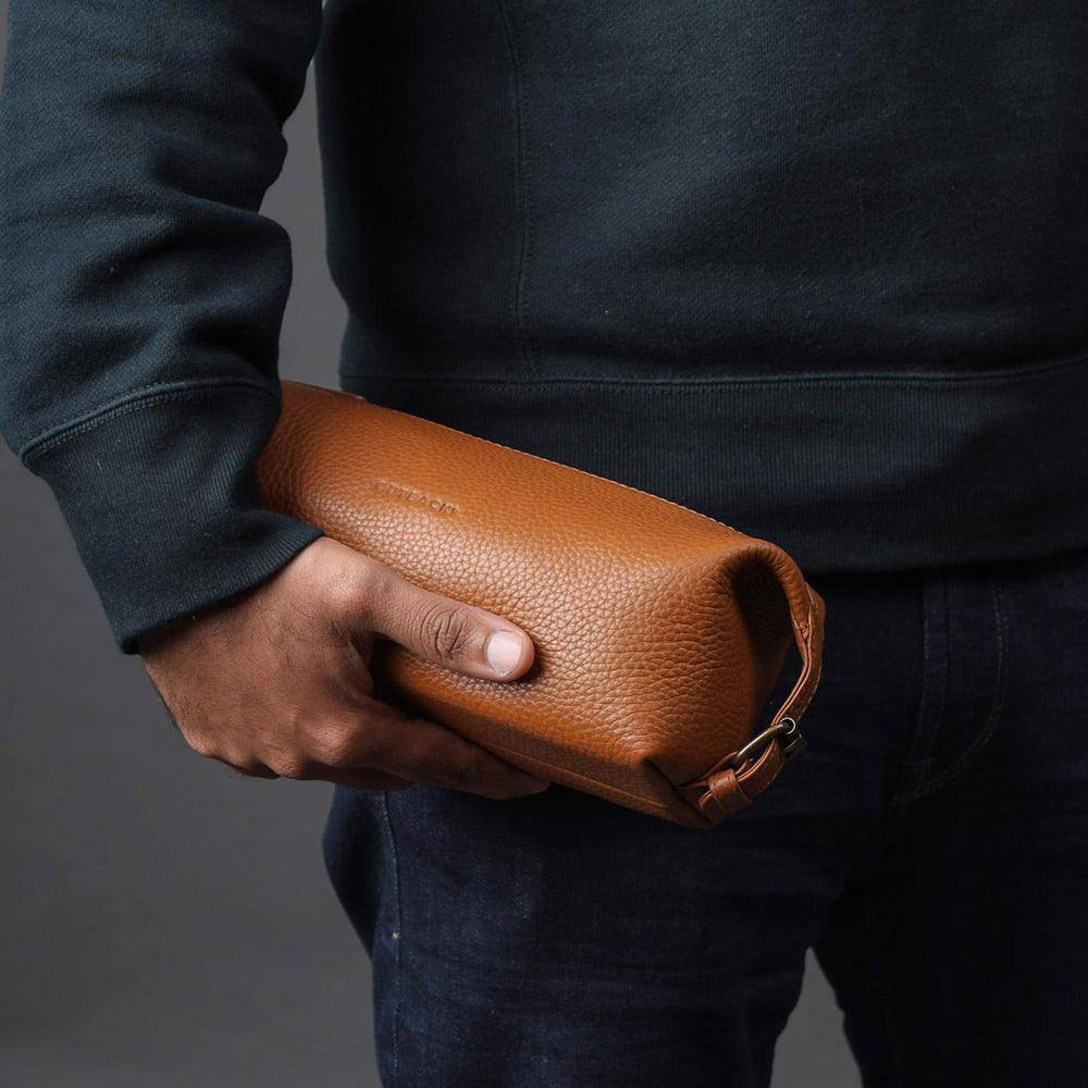 Tokyo Leather Toilet Bag - Tan - Image 6