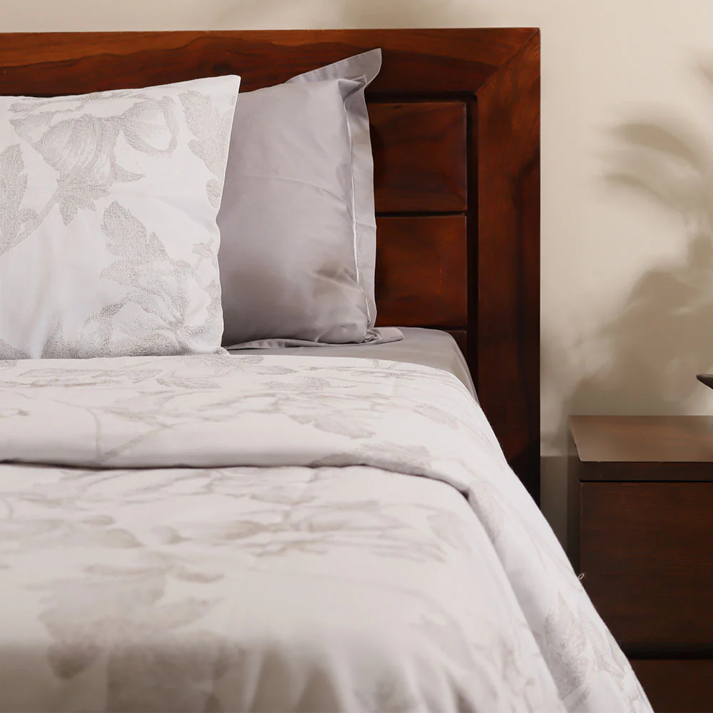 Willow Duvet Cover and Pillow Shams Set - Grey - Image 7