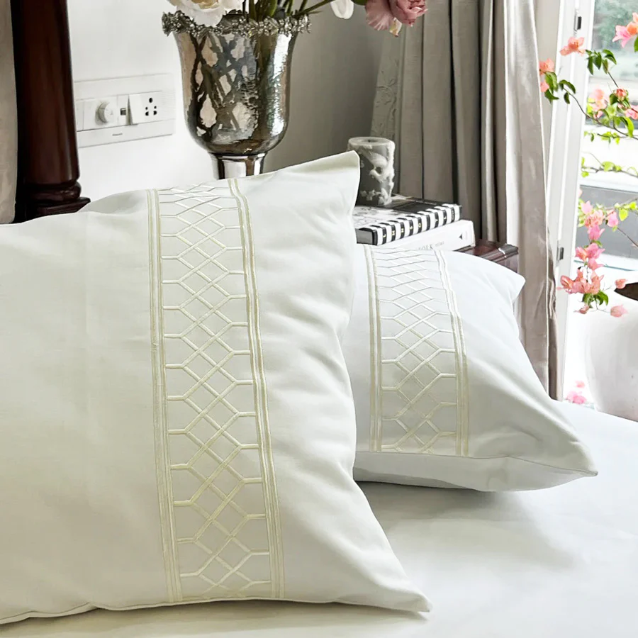 Zig Zag Egyptian Cotton Bedsheet Set - Snow White - Image 3