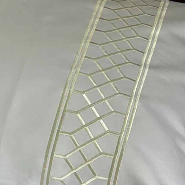 Zig Zag Egyptian Cotton Bedsheet Set - Snow White - Image 4